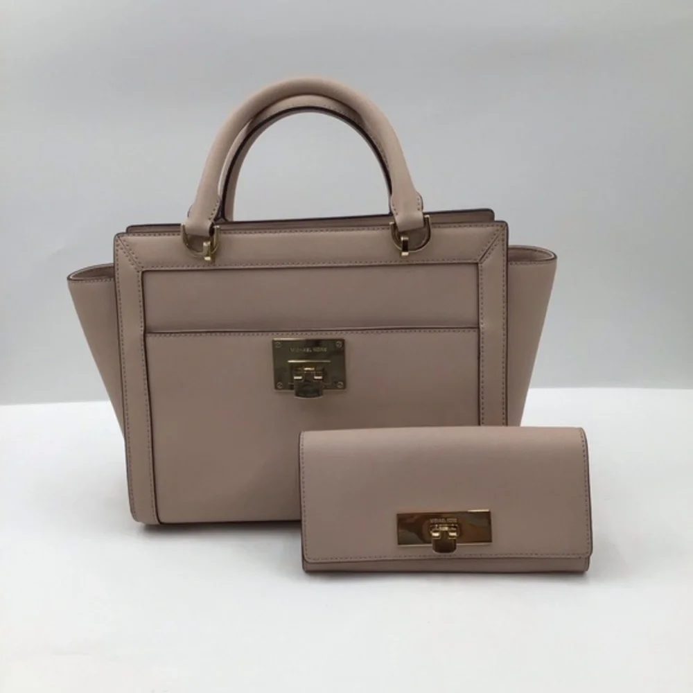 Michael Kors Blush Pink Satchel and Wallet Set - Picture 1 of 16